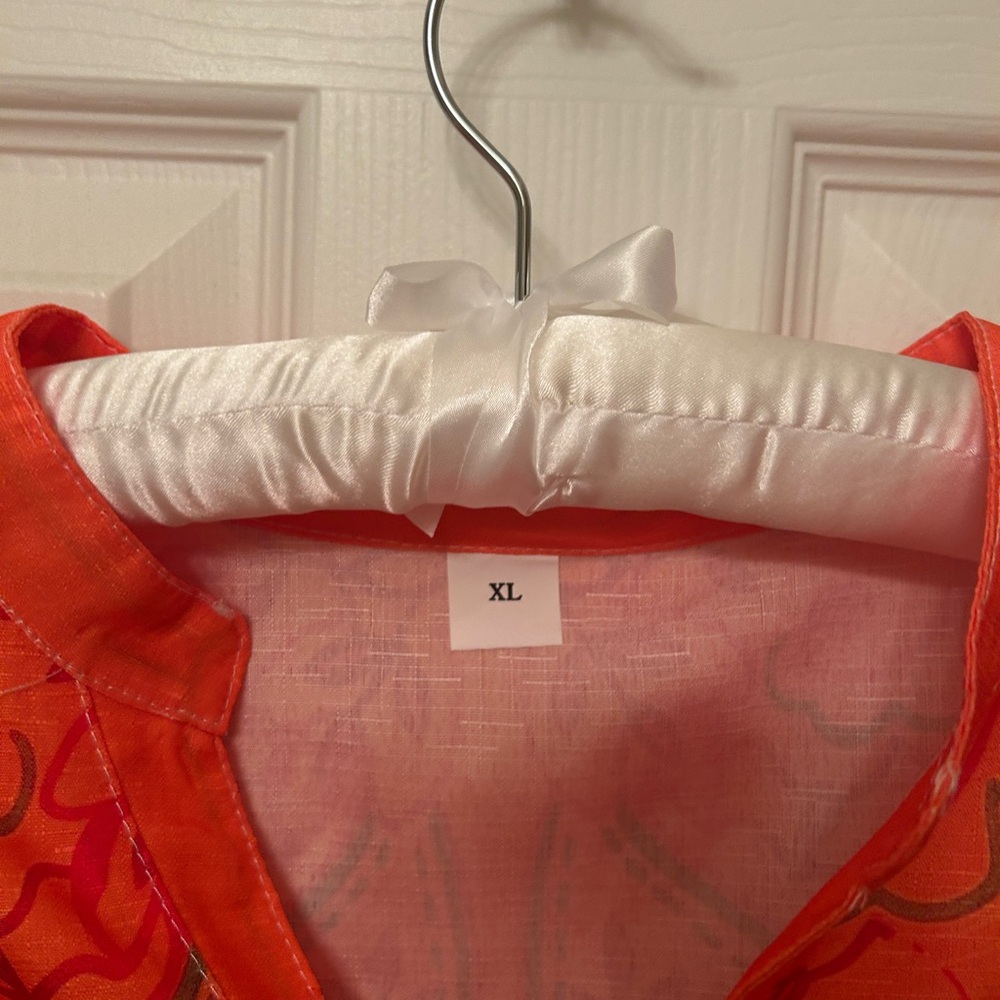 Vibrant Orange Floral Women's Top - Picture 6 of 6